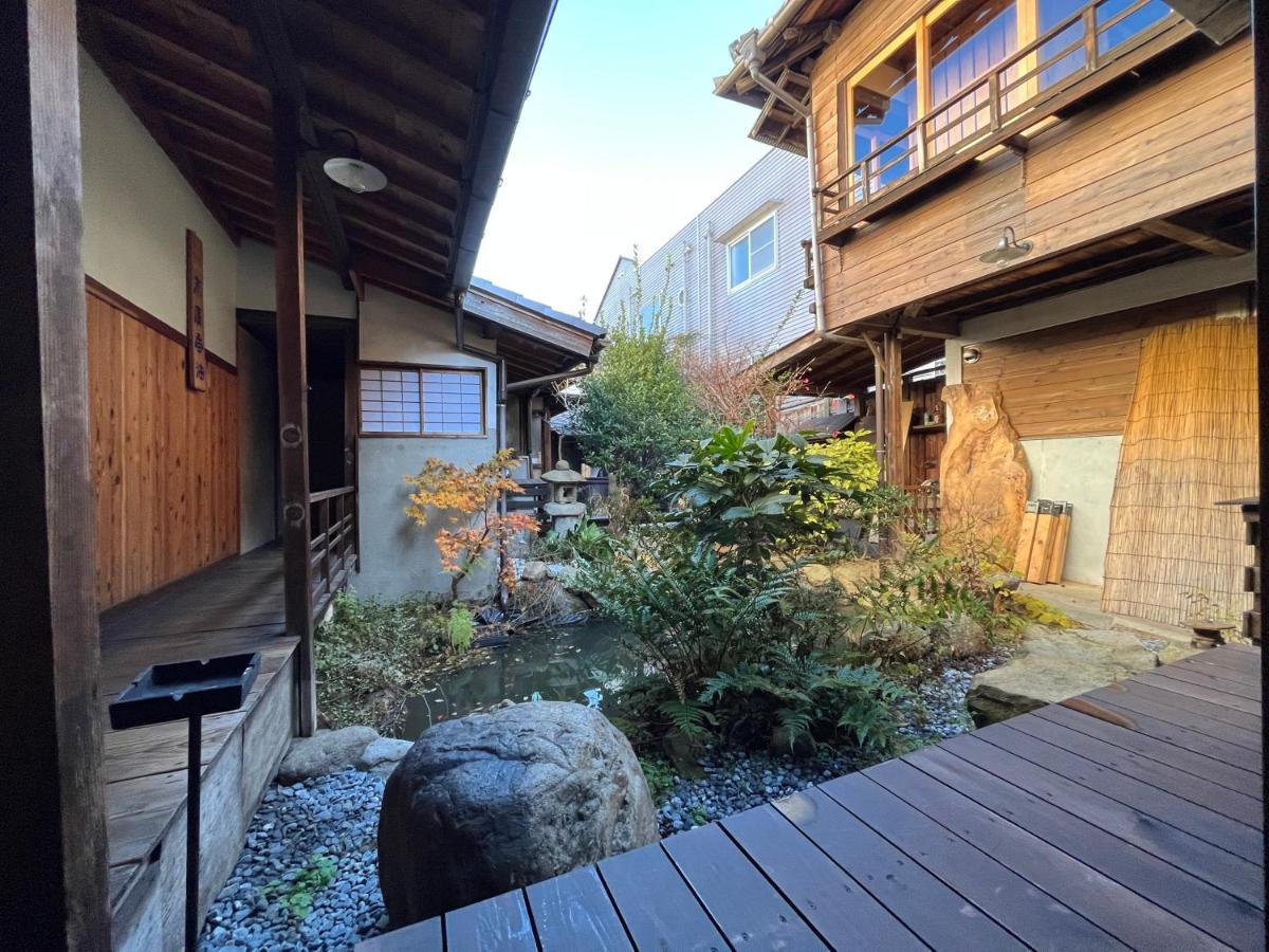 Only One Group Stays Per Day -Tenmaya-家族や仲間と貸し切りゲストハウス 天満屋 Nakatsugawa Exterior photo